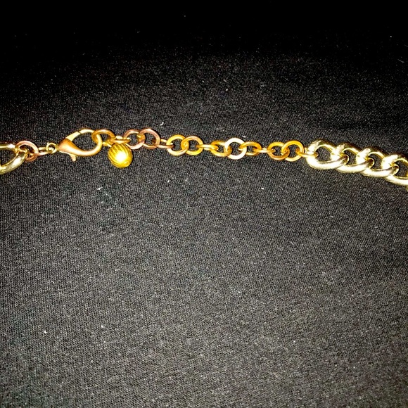 Statement piece beaded necklace. Note the change in chain in the back - Picture 4 of 4